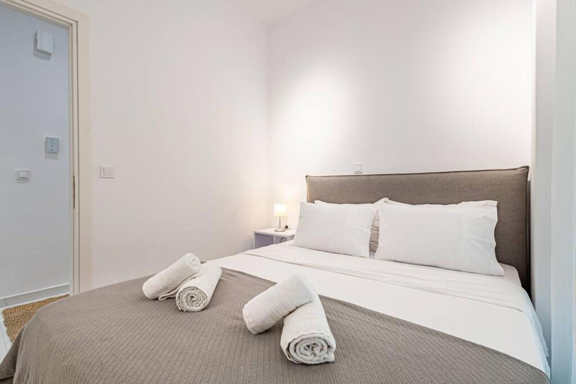 Acropolis Luxury Apartment เอเธนส์ ภายนอก รูปภาพ